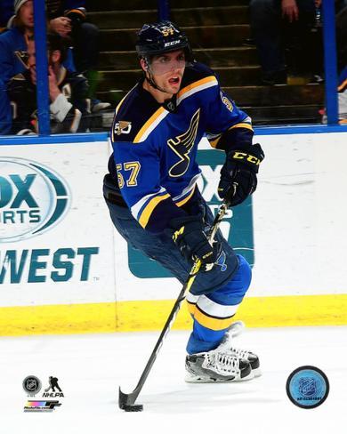 nhl-david-perron-2016-17-action.jpg