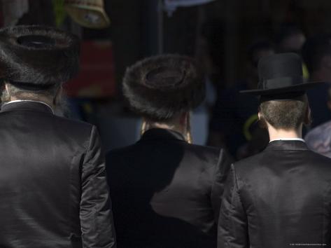  - christian-kober-jewish-men-in-traditional-clothes-old-walled-city-jerusalem-israel-middle-east