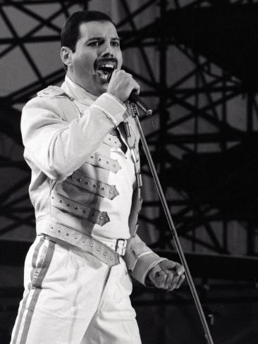 Queen - Live In Newcastle 1986