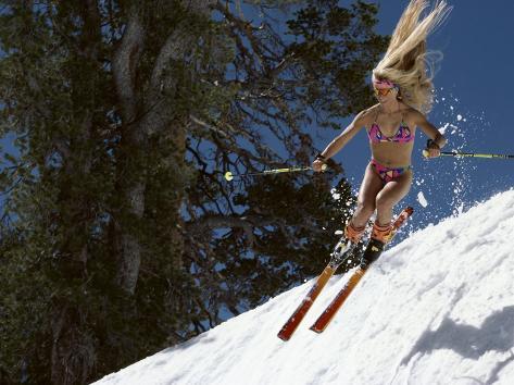 bikini-clad-snow-skier.jpg