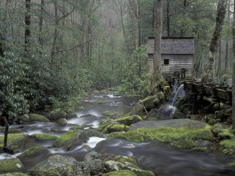 adam-jones-tub-mill-along-roaring-fork-great-smoky-mountains-national-park-tennessee-usa.jpg