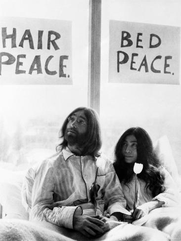 john lennon and wife yoko ono having a weeks love in their john lennon and wife yoko ono having a weeks love in their