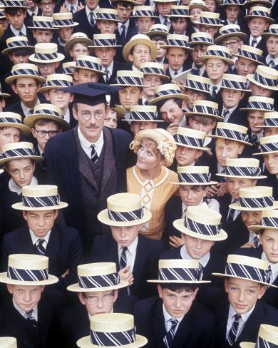 goodbye mr. chips essay goodbye mr. chips essay