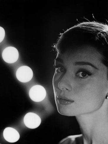 Audrey Hepburn Knitting
