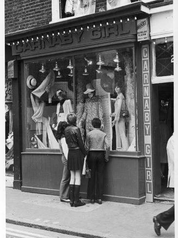 Swinging london murals Daddy poem virginity