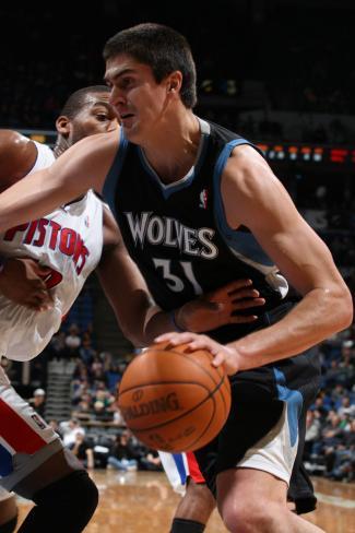 Darko Milicic Pistons