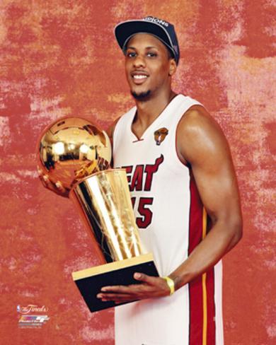 mario-chalmers-with-the-nba-championship-trophy.jpg