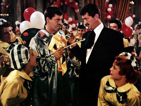 Shirley MacLaine Jerry Lewis - Artists and Models 1955
