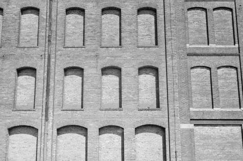 factory-windows-bricked-up-during-the-great-depression-minneapolis-1939.jpg
