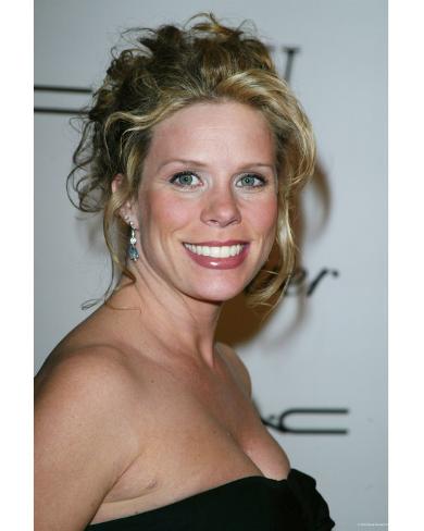 Cheryl Hines Body Measurements