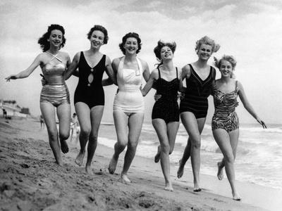 Beach Scenes Photography Posters Prints Paintings Wall Art For Sale Allposters Com