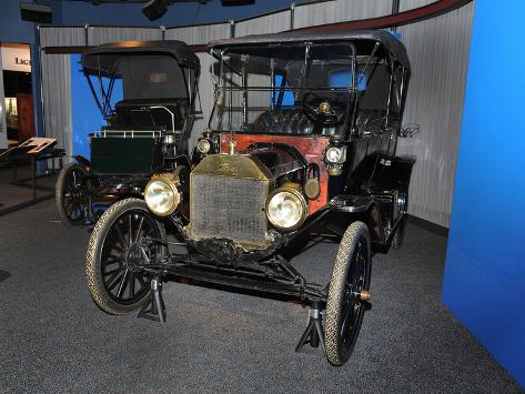 American history of ford cars