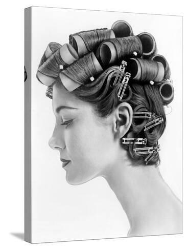 1960s Bouffant Hair Styles Created With Big Rollers And Pin Curls