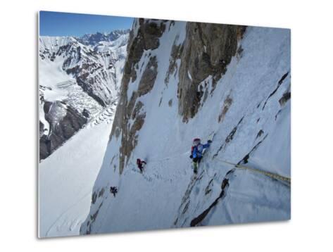 CANVAS K2 Expedition Art print POSTER