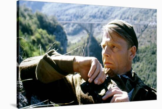 10 FROM NAVARONE, 1978 directed by GUY HAMILTON with Edward Fox (photo)-null-Stretched Canvas