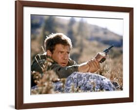 10 FROM NAVARONE, 1978 directed by GUY HAMILTON with Harrison Ford (photo)-null-Framed Photo