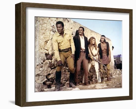 100 RIFLES, 1969 directed by TOM GRIES with Jim Brown, Burt Reynolds and Raquel Welch (photo)-null-Framed Photo