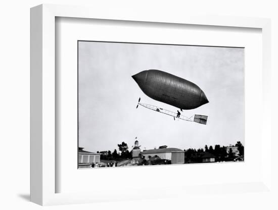 1900s-1910s Lincoln Beachey Airship Appearance Is Cross Between Hot Air Balloon and Blimp-null-Framed Photographic Print