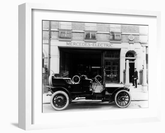 1907 Mercedes-Mixte Touring Car, 1907-null-Framed Photographic Print