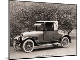 1918 Hudson Runabout Landau-null-Mounted Photographic Print