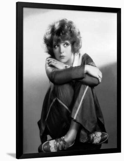 , 1929: Hollywood film starlet, Clara Bow (1905 - 1965) (Photo by Otto Dyar) L'actrice americaine C-null-Framed Photo
