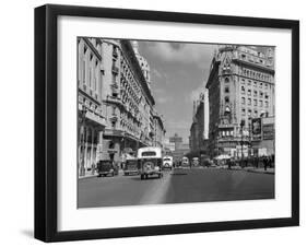 1930s-1940s the Diagonal Norte or the Avenida Roque Saenz Pena Buenos Aires, Argentina-null-Framed Photographic Print