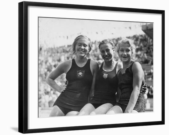 1936 Berlin Olympics-Robert Hunt-Framed Photographic Print