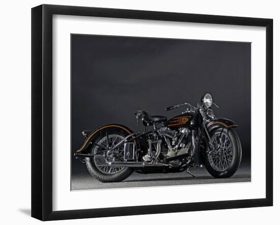 1937 Harley Davidson ELS Knucklehead-S^ Clay-Framed Photographic Print