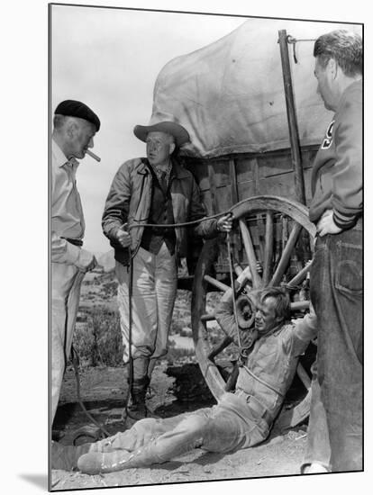 1956 The Last Wagon On the set, Delmer Daves and Richard Widmark-null-Mounted Photo