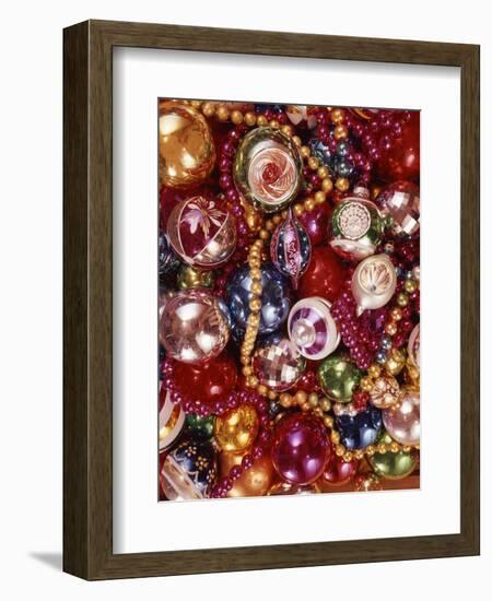 1960s OVERALL PATTERN OF PILE OF CHRISTMAS TREE DECORATIONS GLASS BALLS STRANDS OF BEADS COLORFUL-Panoramic Images-Framed Photographic Print