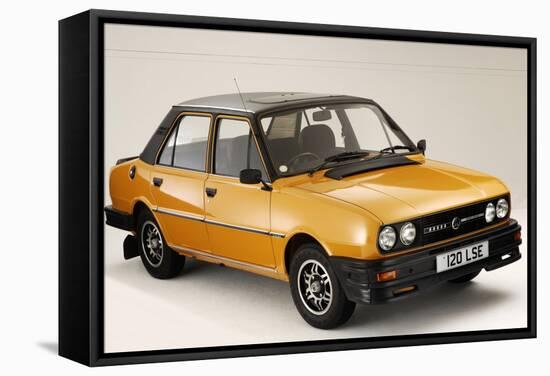 1990 Skoda Super Estelle-null-Framed Stretched Canvas