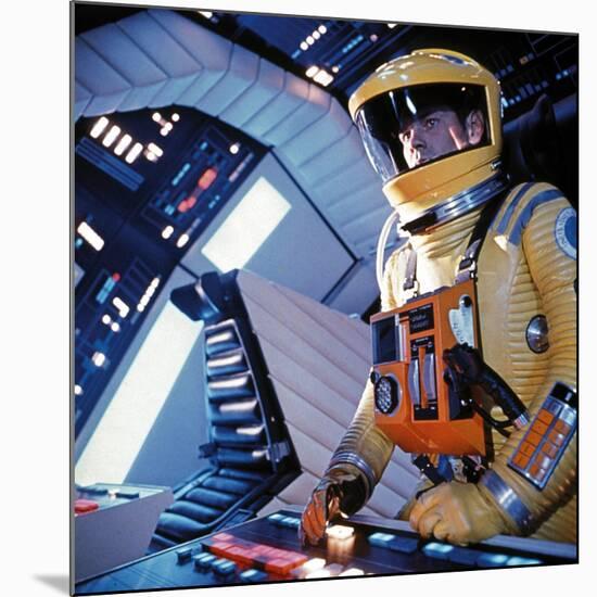 2001: A Space Odyssey, Gary Lockwood, 1968-null-Mounted Premium Photographic Print