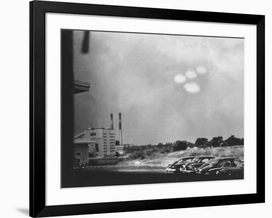 4 Ufo in the Sky, 50's-null-Framed Photo