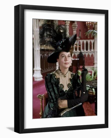 55 DAYS IN PEKING, 1963 directed by NICOLAS RAY with Ava Gardner (photo)-null-Framed Photo