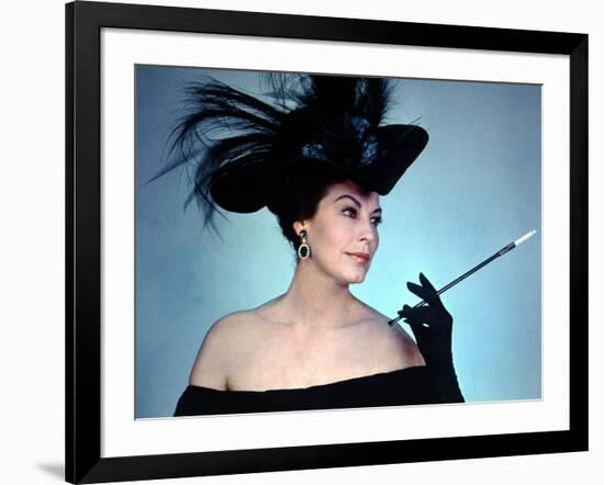 55 DAYS IN PEKING, 1963 directed by NICOLAS RAY with Ava Gardner (photo)-null-Framed Photo