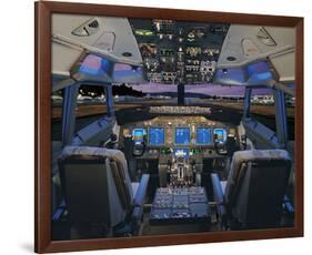 737 pilot-centered flight deck-null-Framed Premium Giclee Print