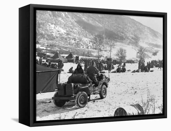 7th Marines at Yudam-Ni Prepare for March Back to Hagaru-null-Framed Stretched Canvas