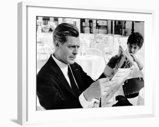 8 1/2, Marcello Mastroianni, Anouk Aimee, 1963-null-Framed Photo