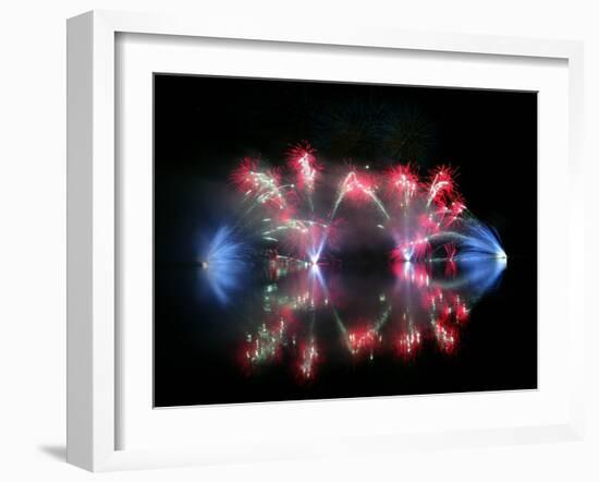 A 23 Minute-Long Fireworks Display Marks the End of the Year of China's Festivities-null-Framed Premium Photographic Print