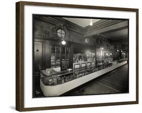 A Bar at the Robert Treat Hotel, Newark, New Jersey, 1916-Byron Company-Framed Giclee Print