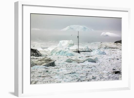 A Boat Sailing on the Pack Ice, Disko Bay, Ilulissat, Groenland-Françoise Gaujour-Framed Photographic Print