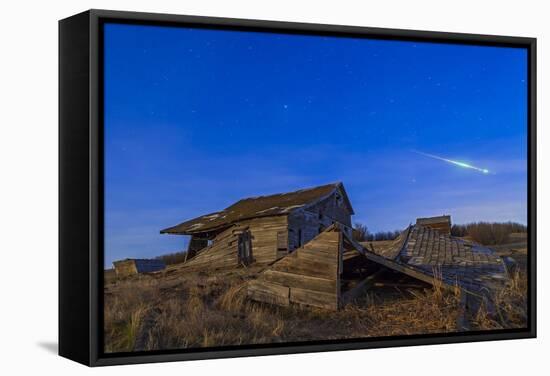 A Bright Bolide Meteor Breaking Up as it Enters the Atmosphere-null-Framed Stretched Canvas