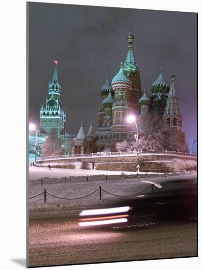 A Car Rides by the Moscow Kremlin-null-Mounted Premium Photographic Print
