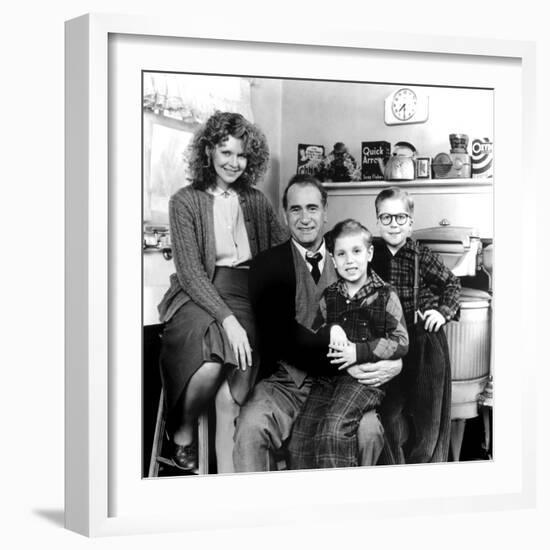 A Christmas Story, Melinda Dillon, Darren McGavin, Ian Petrella, Peter Billingsley, 1983-null-Framed Photo