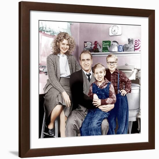 A Christmas Story, Melinda Dillon, Darren McGavin, Ian Petrella, Peter Billingsley, 1983-null-Framed Photo