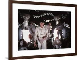 A CLOCKWORK ORANGE, 1971 directed by STANLEY KUBRICK with Malcolm McDowell (photo)-null-Framed Photo