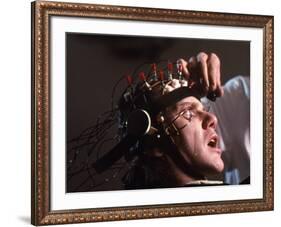 A CLOCKWORK ORANGE, 1971 directed by STANLEY KUBRICK with Malcolm McDowell (photo)-null-Framed Photo