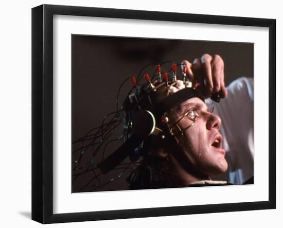 A CLOCKWORK ORANGE, 1971 directed by STANLEY KUBRICK with Malcolm McDowell (photo)-null-Framed Photo