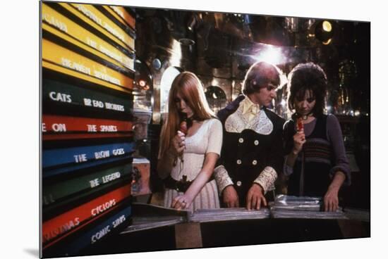 A CLOCKWORK ORANGE, 1971 directed by STANLEY KUBRICK with Malcolm McDowell (photo)-null-Mounted Photo