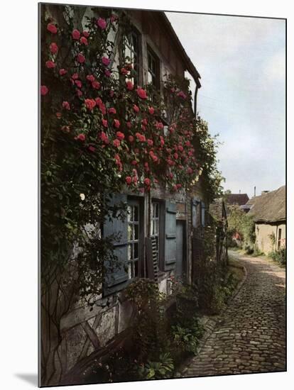 A Cobbled Street in Gerberoy, France, 1938-null-Mounted Giclee Print